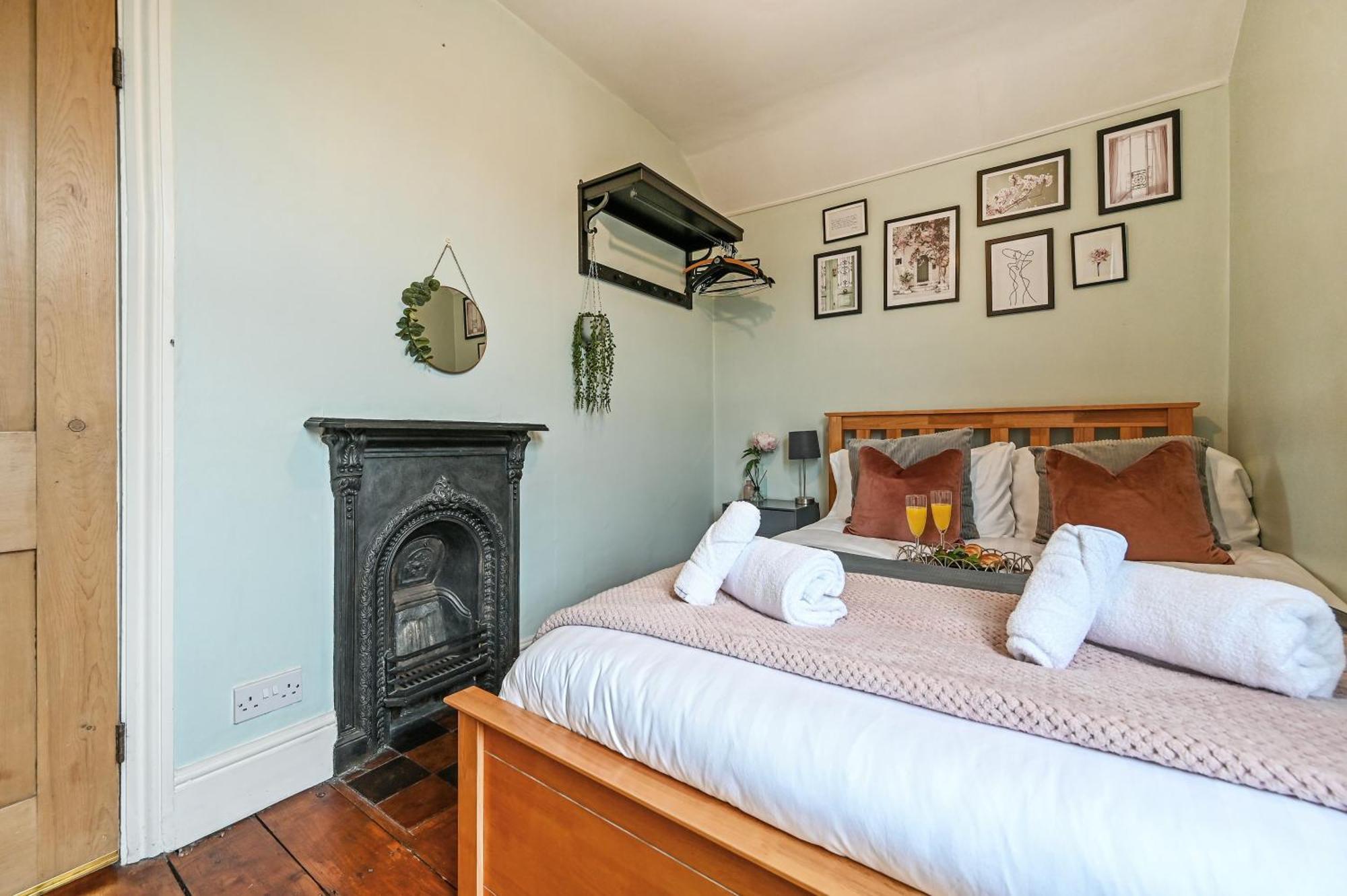 Beautiful Townhouse, Great Location - Pet Friendly Villa Cardiff Exterior foto