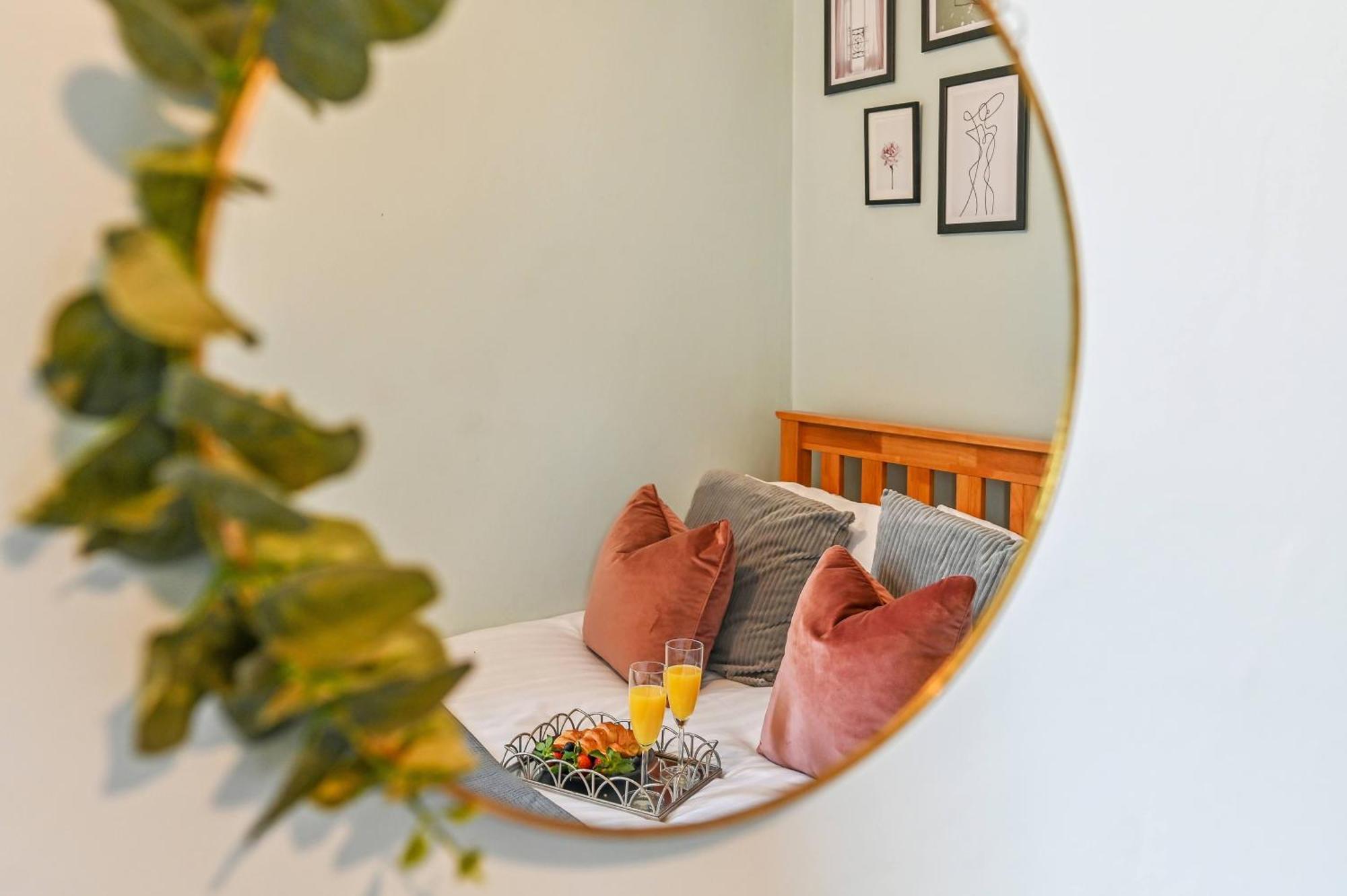 Beautiful Townhouse, Great Location - Pet Friendly Villa Cardiff Exterior foto
